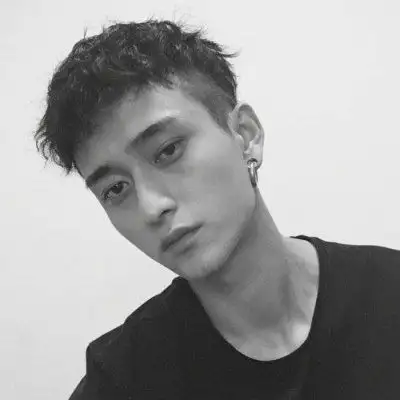 男生头像黑白酷帅真人遇到了纯情的男头一定要换上