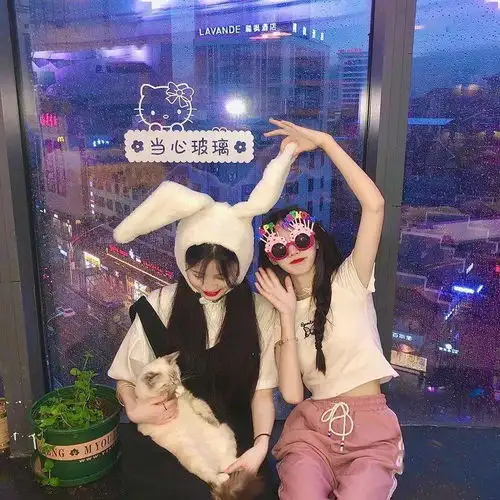 闺蜜头像搞钱上瘾,肤浅快乐