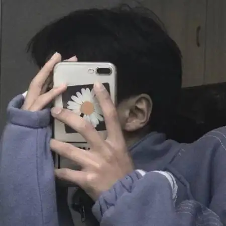比较伤心的男生头像,男人遇事要冷静不要伤心