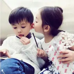微信情侣头像一左一右小孩可爱图片2018喜欢你时一切都美好