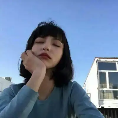 蓝色系头像女生图片2020好看可爱网图女生头像