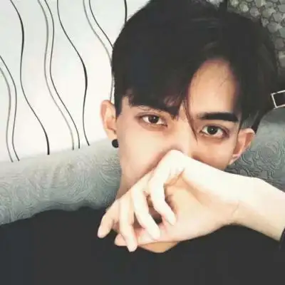 孤傲高冷男头像,我想去有你的未来