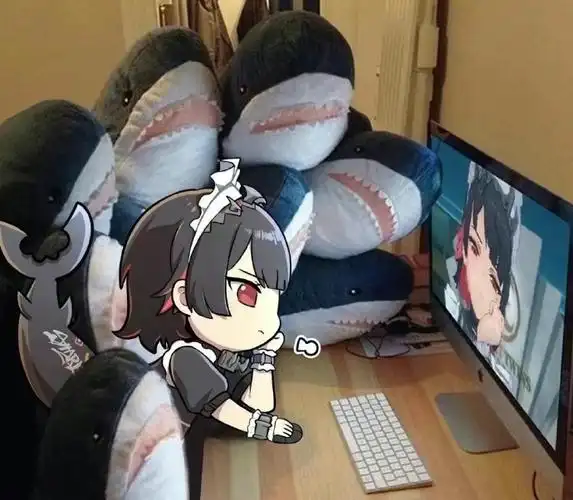绝区零##绝区零艾莲#盯着电脑屏幕对着自己照片发呆的鲨鱼妹好萌啊