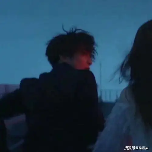 人不耗尽所有期待是不肯说再见的
