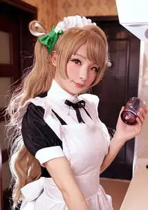 武汉一伪娘秀性感女仆照胸大腰细是直男图片资讯海外网