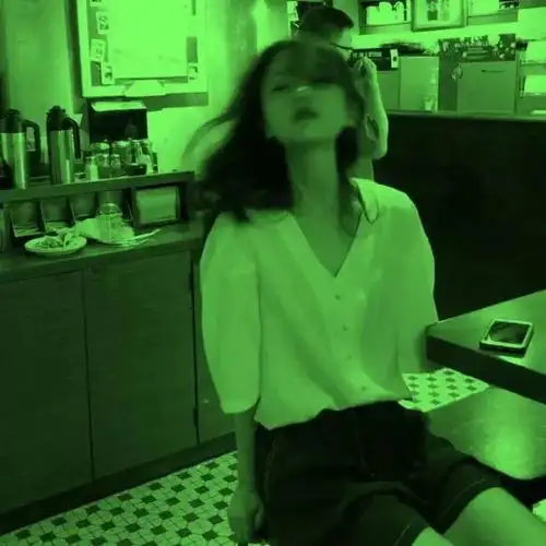 女生头像绿色系女头