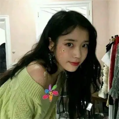绿色系女生头像,可爱真人冷酷干净绿色系女生头像