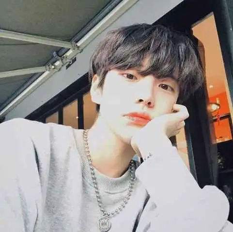 想辨别他是不是渣男看他有没有这3种行为,很准
