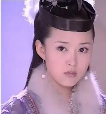 宝莲灯里扮演嫦娥姐姐的颜丹晨,美如仙子,不沾一丝尘埃