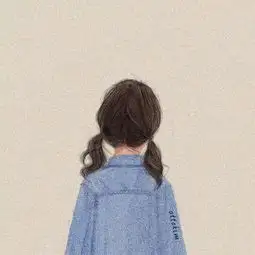 微信最近很火的心情句子,与其埋怨世界,不如改变自己
