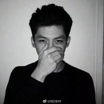 求求你们别再说男生2.8分发型不好看了