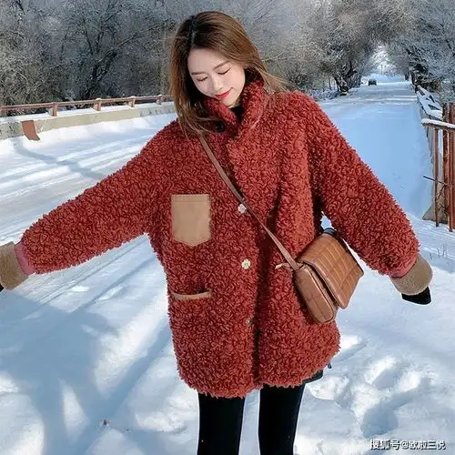 女生新年服装推荐红色系
