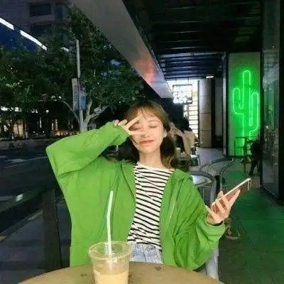 绿色系女生头像最热门绿色系女生头像图片