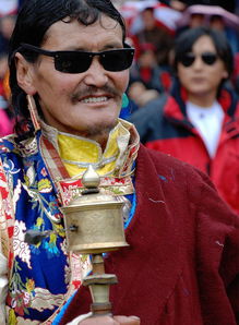 去稻城看康巴汉子是怎样一种神奇的存在