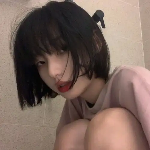 女生优质头像丧系高冷照片,黑色系偏丧女头像