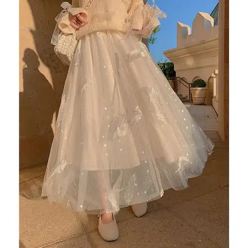 网纱半身裙高腰刺绣秋冬季女2020新款仙女裙白色纱裙子中长款超仙