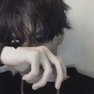 失恋的头像男生心碎伤心分手照片伤感图片男
