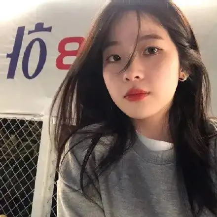 女生头像每个女孩子都是散落人间的美好