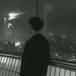 微信头像男沧桑黑白图片2018最新版你是认真书写的一笔一划