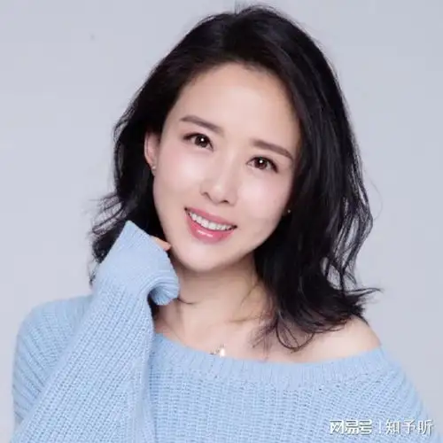 最美嫦娥颜丹晨,多年低调用心演戏,44岁才高龄产子