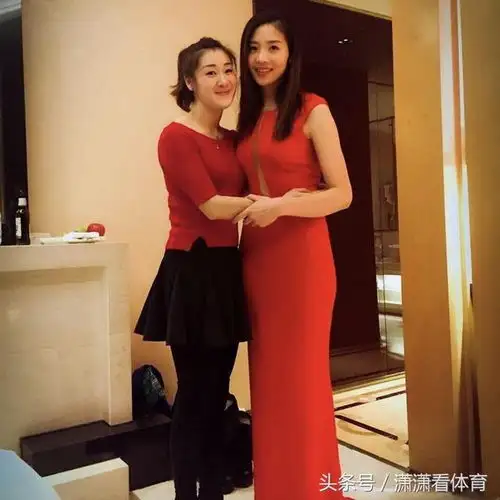 女排元老,曾经的第一气质美女,今退役之后投身政界