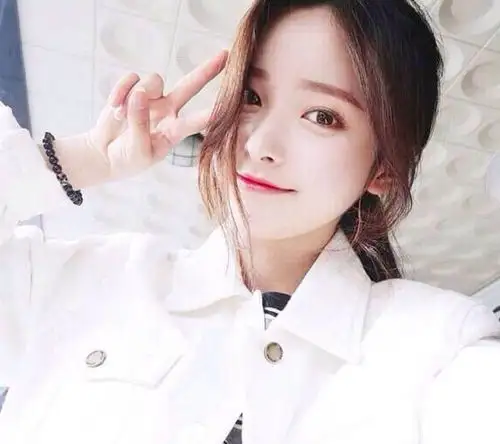 爱情中最势利的星座女,宁愿在宝马上哭,也不愿在自行车上笑