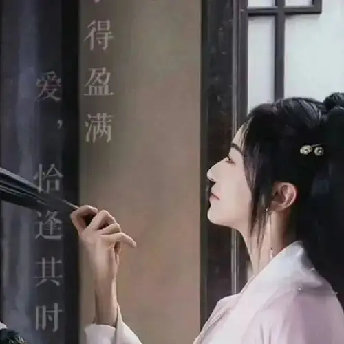 头像喜欢头像里的每一个故事