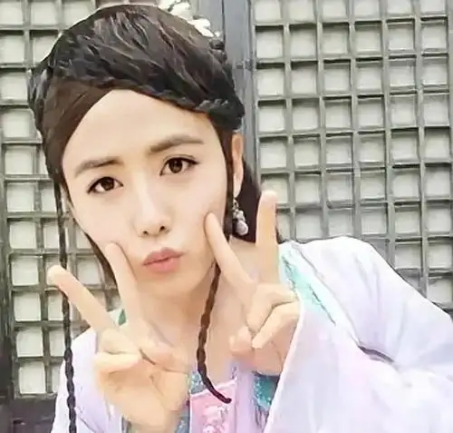 惊鸿一瞥的男扮女装钟汉良惊艳,最后一位已经超越性别