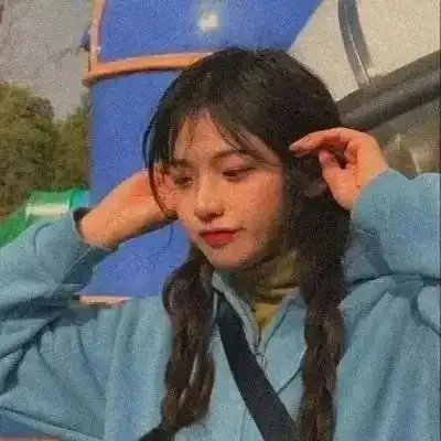 超好看的蓝色系女生头像