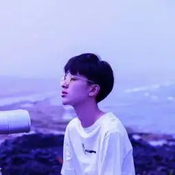 紫色系列男生骚气头像大全