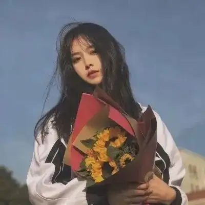 女头蓝色系真人