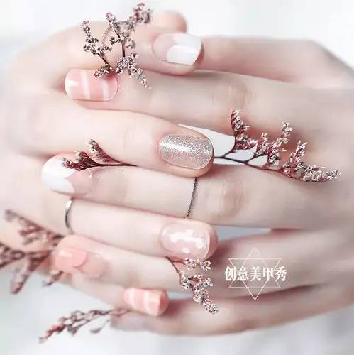 少女心炸裂颜值超高的粉嫩美甲来袭