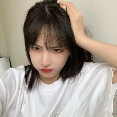 网红女生头像我不想那么喜欢你
