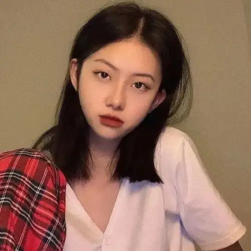女生头像楼下的猫想恋爱了