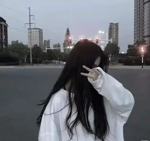 甜甜到你心扉的女生头像