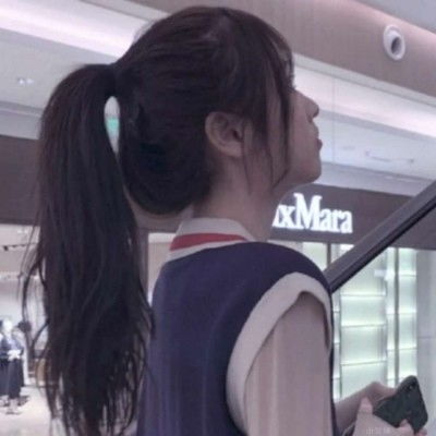 姐的文案,很丧很绝望