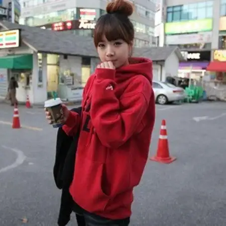 求带着猫耳的女生真人头像