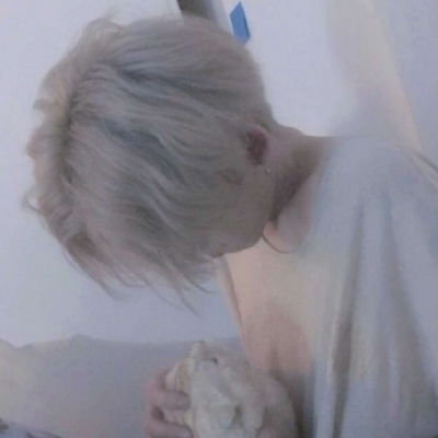 林知晚高冷玩网冷色系男头gx