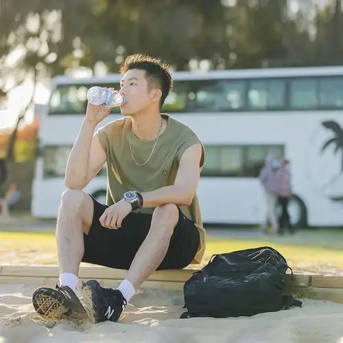 男学生党如何买到好看便宜质量好的衣服颜值可以一般,但不能不会穿男生穿搭少年感日系工装