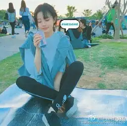 韩系女生头像丨我在等风也等你