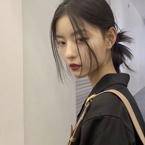 集美们,要找的超a女生头像