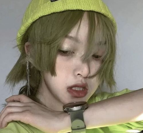 让嘴巴越变越丑的3动作,若不小心全中,香肠嘴主动找上门