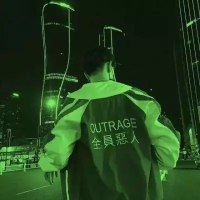 男生头像绿色