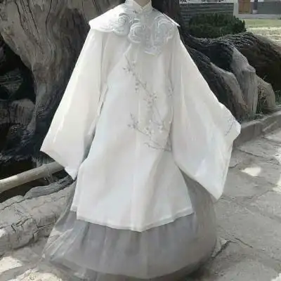满满仙女味女生头像半身白色裙子部位图