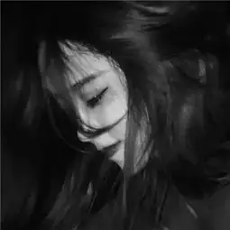 女生头像优质黑白女生头像