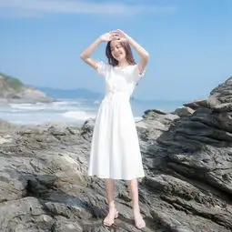 白色连衣裙你无法拒绝的纯美