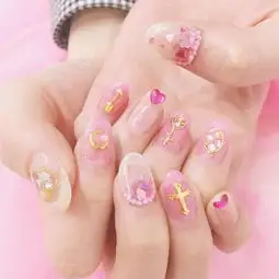 粉色少女系美甲来袭夏天就是要又白又嫩哒