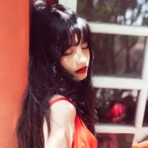 2021最新优质高级感超级好看的女生头像