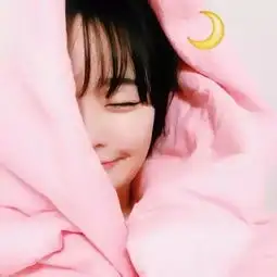 软妹少女心头像人和人之间的距离,太近了会扎人,太远了会伤人