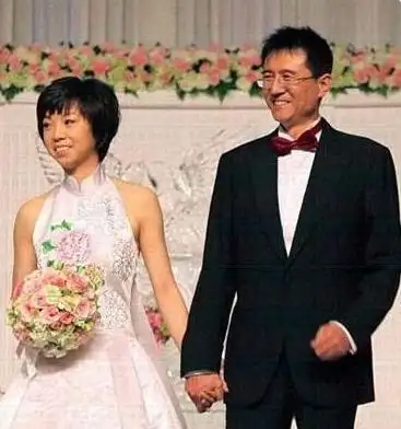大魔王张怡宁幸福人生丈夫大自己20岁,儿女双全教孩子头疼